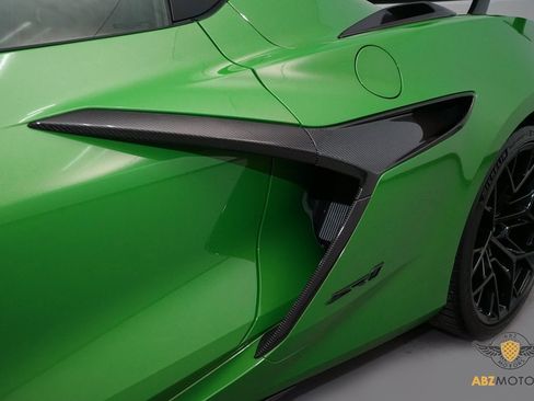 Used 2026 Chevrolet Corvette ZR1 w/ ZR1 Carbon Fiber Aero Package image 11