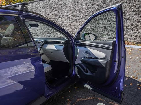 Used 2023 Hyundai Tucson Limited image 15