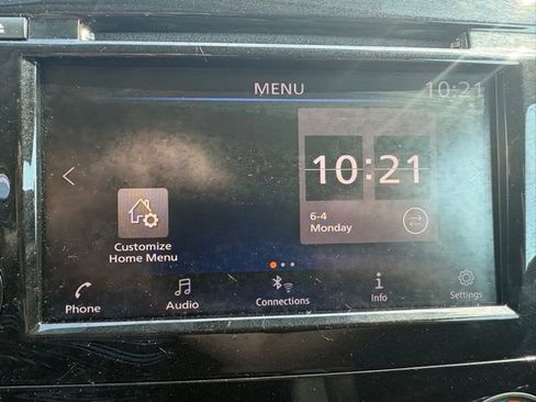 Used 2019 Nissan Rogue S FWD image 5