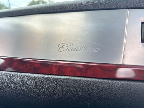 Used 2011 Cadillac Escalade EXT Luxury AWD/4WD image 76