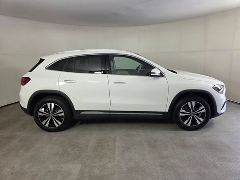 Certified 2024 Mercedes-Benz GLA 250 image 3