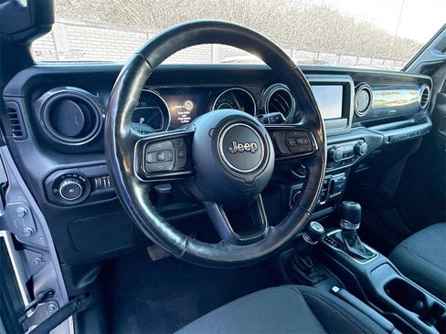 Used 2021 Jeep Wrangler Unlimited Sport image 12