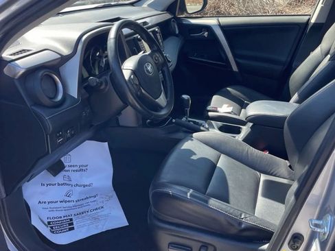 Used 2018 Toyota RAV4 Limited w/ All Weather Liner Package image 5