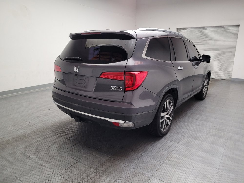 Used 2017 Honda Pilot Touring image 9