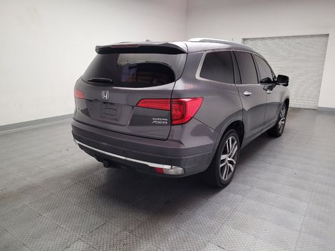 Used 2017 Honda Pilot Touring image 9