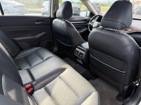 Used 2019 Nissan Altima 2.5 SL AWD/4WD image 7