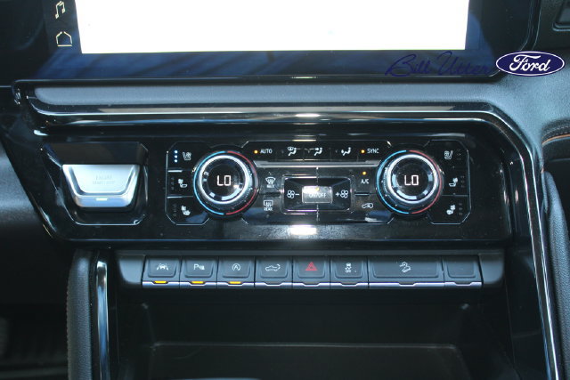 Used 2024 GMC Sierra 1500 AT4 w/ Technology Package AWD/4WD image 20