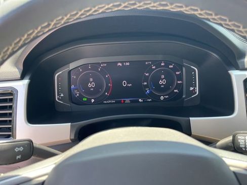 Used 2023 Volkswagen Atlas Cross Sport SE w/ Panoramic Sunroof Package FWD image 22