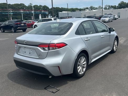Used 2026 Toyota Corolla LE w/ LE Premium Package AWD/4WD image 6