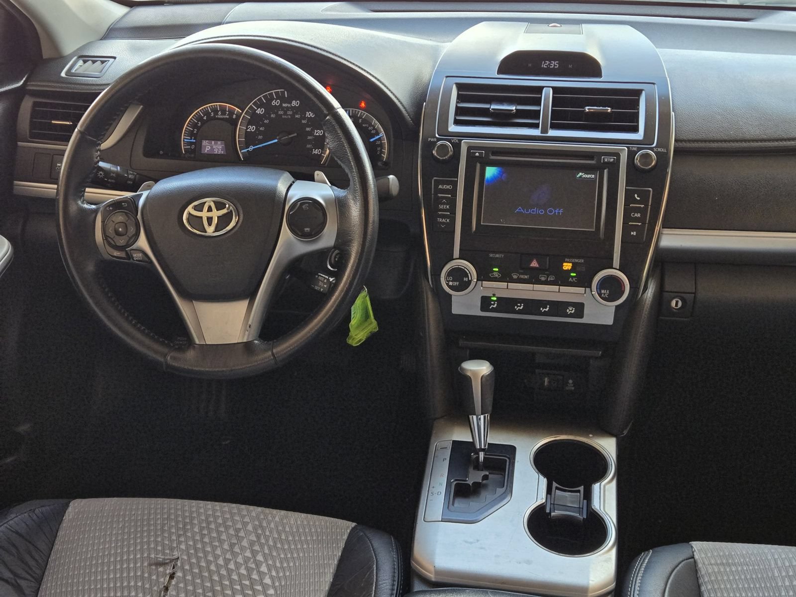 Used 2014 Toyota Camry SE FWD image 26