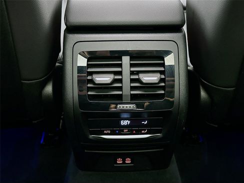 Used 2022 BMW X3 xDrive30i w/ Premium Package 2 image 26