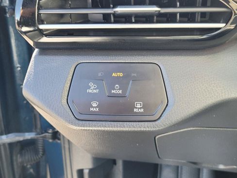 Used 2023 Volkswagen ID.4 S RWD image 33