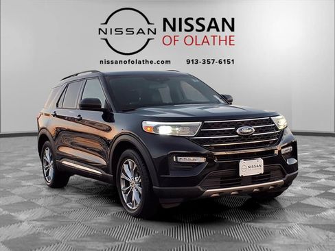 Used 2020 Ford Explorer XLT w/ Equipment Group 202A image 32