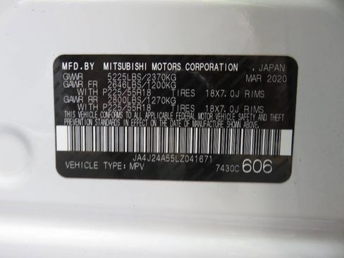Used 2020 Mitsubishi Outlander SEL image 40