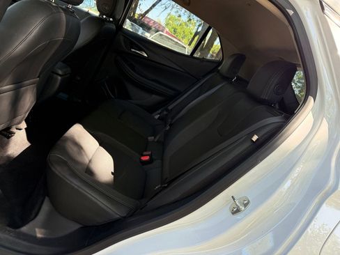 Used 2025 Buick Encore GX Preferred FWD image 32