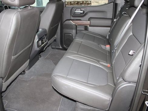 Used 2019 GMC Sierra 1500 SLT image 5