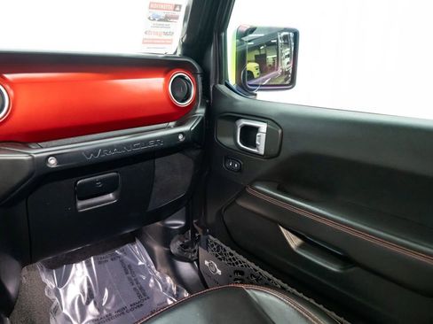 Used 2021 Jeep Wrangler Unlimited Rubicon image 10