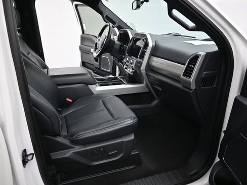 Used 2022 Ford F250 Lariat w/ Lariat Ultimate Package image 37