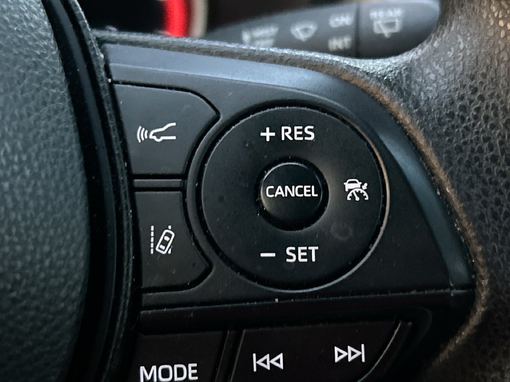 Used 2024 Toyota RAV4 LE FWD image 17