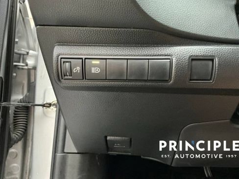 Used 2022 Toyota Corolla SE FWD image 20