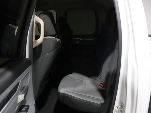 Used 2020 RAM 1500 Big Horn AWD/4WD image 16