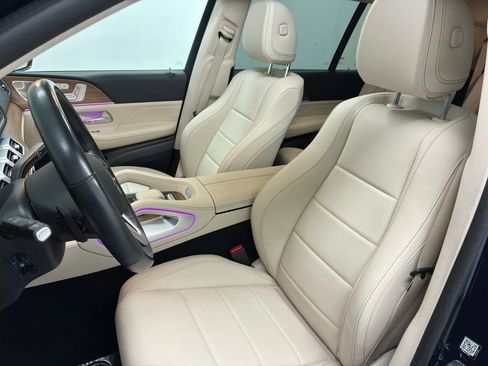 Used 2022 Mercedes-Benz GLS 450 4MATIC image 17