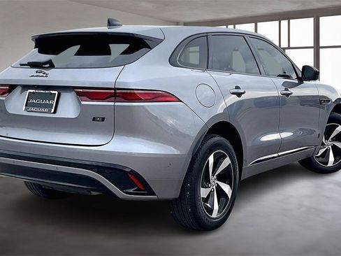 Used 2026 Jaguar F-PACE R-Dynamic S image 2