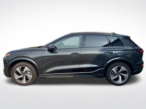 Certified 2025 Audi Q6 e-tron Premium Plus AWD/4WD image 4