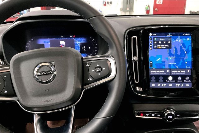 Certified 2023 Volvo XC40 B5 Plus w/ Climate Package AWD/4WD image 22