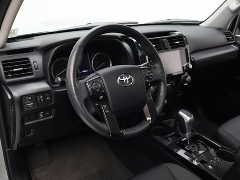 Certified 2023 Toyota 4Runner TRD Off-Road Premium w/ Moonroof Package AWD/4WD image 15