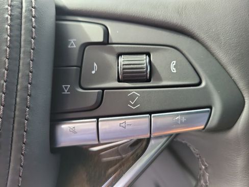 Certified 2024 Cadillac Escalade ESV Sport Platinum w/ LPO, ONYX Package image 26