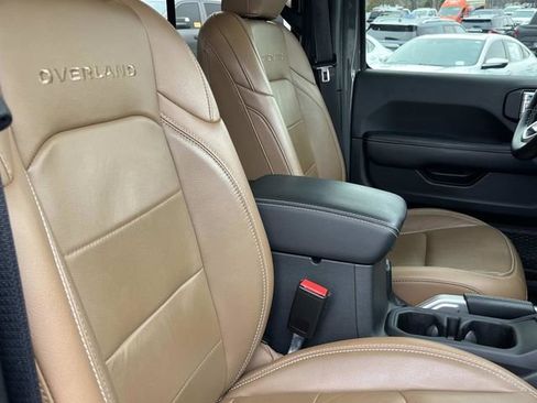 Used 2021 Jeep Gladiator Overland w/ Popular Equipment Package image 30
