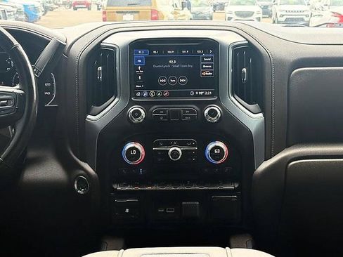 Used 2020 GMC Sierra 1500 SLT w/ SLT Premium Plus Package AWD/4WD image 41