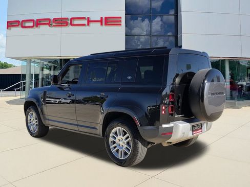 Used 2024 Land Rover Defender 110 S image 4