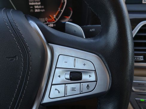 Certified 2022 BMW 740i xDrive image 15