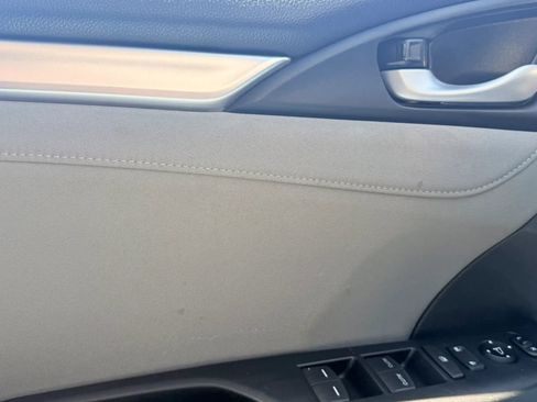 Used 2021 Honda Civic EX image 26