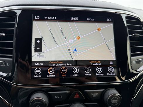 Used 2021 Jeep Grand Cherokee High Altitude RWD image 21