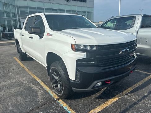 Used 2020 Chevrolet Silverado 1500 LT Trail Boss w/ Convenience Package AWD/4WD image 1