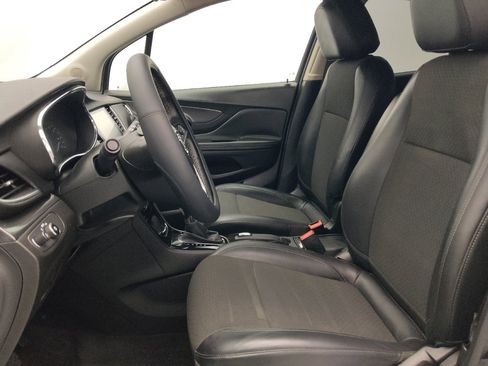 Used 2018 Buick Encore Preferred FWD image 17