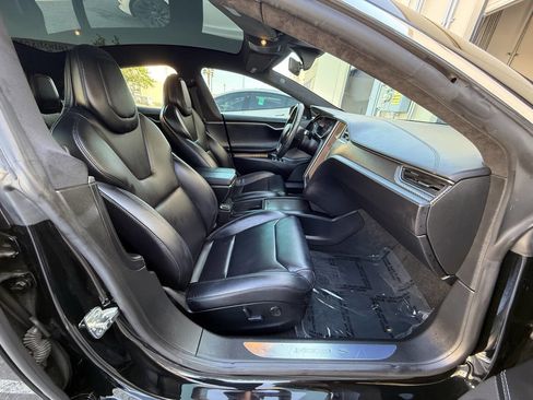 Used 2018 Tesla Model S 75D AWD/4WD image 29