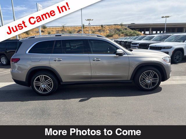 Used 2022 Mercedes-Benz GLS 450 4MATIC image 7