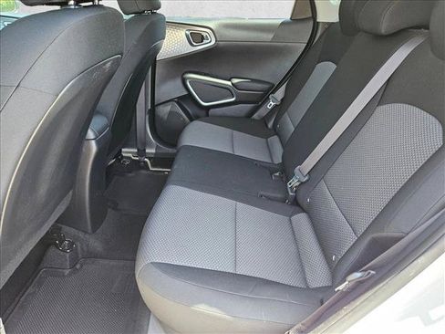 Used 2020 Kia Soul LX FWD image 16