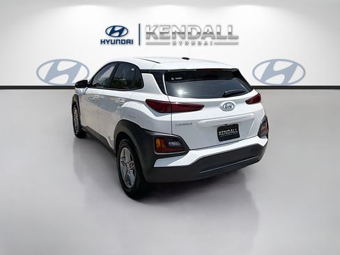 Used 2021 Hyundai Kona SE w/ Cargo Package FWD image 4