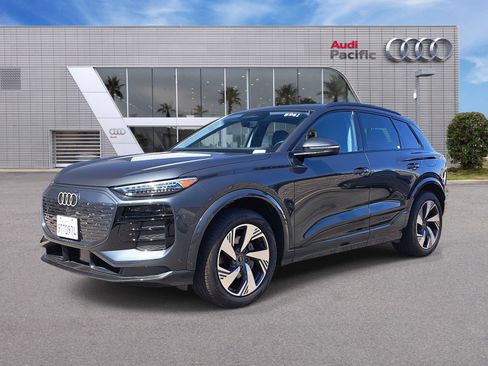Certified 2025 Audi Q6 e-tron Premium Plus w/ Premium Plus image 1