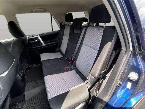 Used 2018 Toyota 4Runner SR5 w/ Wilderness Package AWD/4WD image 26