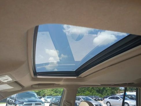 Used 2013 Toyota Highlander Limited FWD image 14