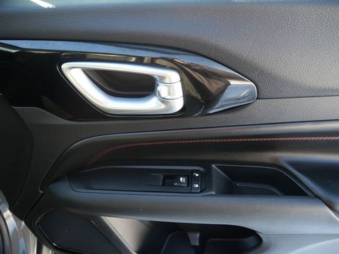 Used 2022 Jeep Compass Trailhawk image 19