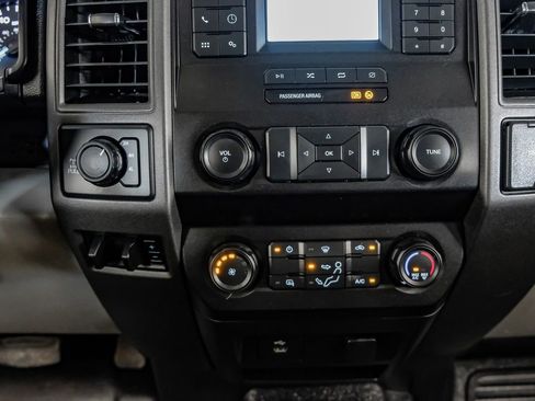 Used 2020 Ford F250 XL w/ Power Equipment Group AWD/4WD image 25