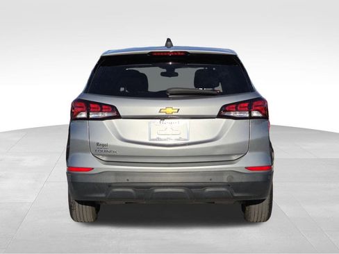 Certified 2023 Chevrolet Equinox LS w/ LS Convenience Package image 4