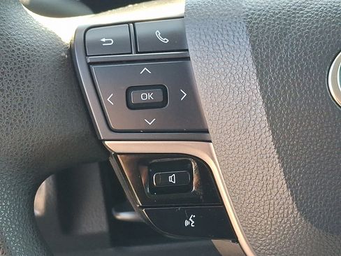 Used 2025 Toyota Camry LE FWD image 21